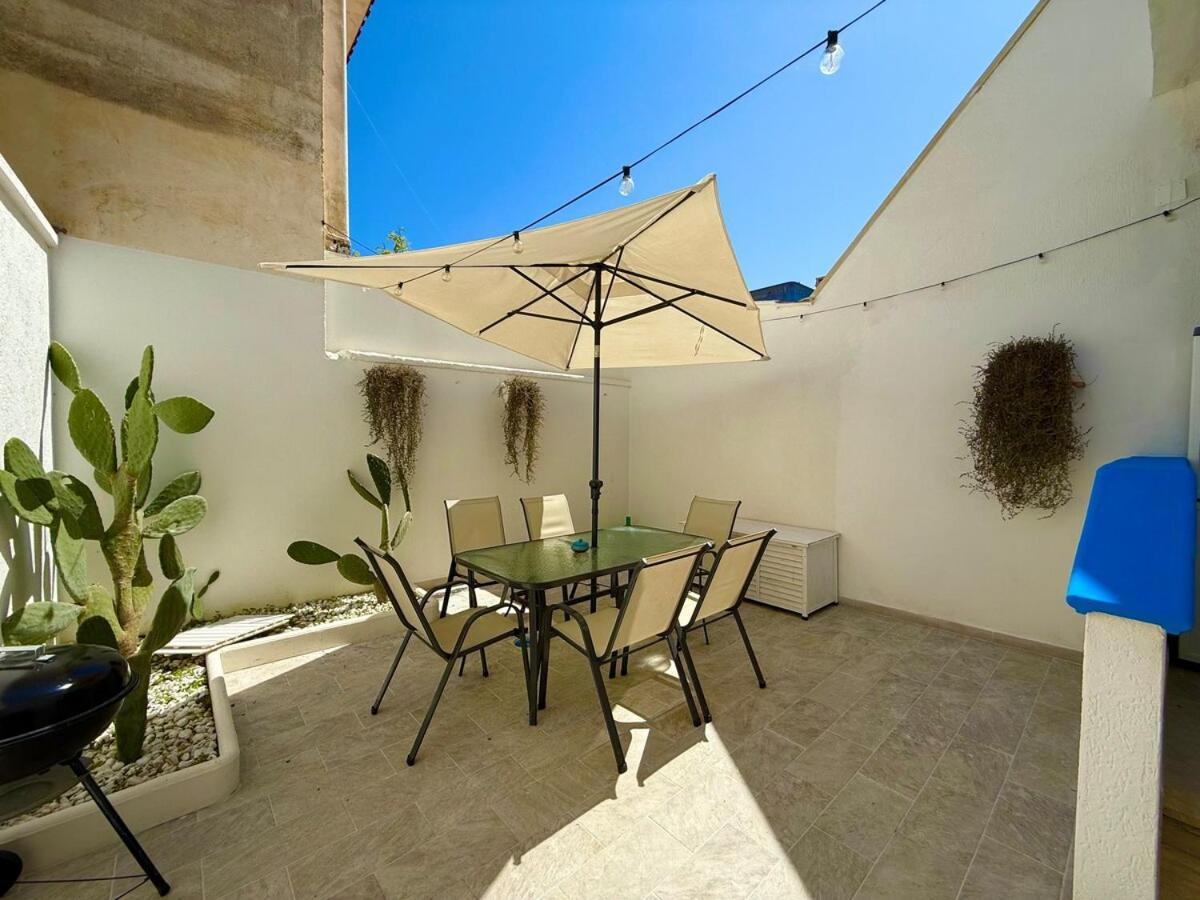 Villa Ranieri-Casa Con Vista A Campo Di Mare Torre San Gennaro Exterior foto